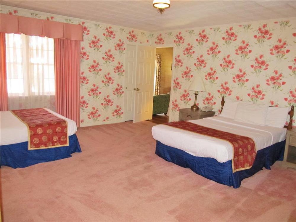 Hancock Motel Стая снимка